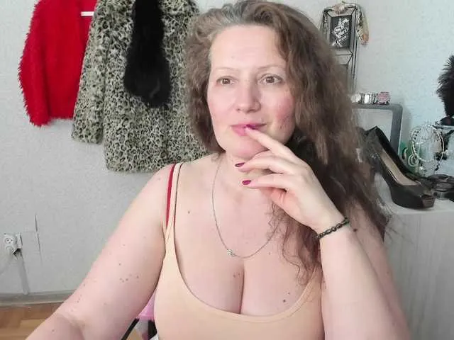 Live sex webcam photo for arialust #291063022