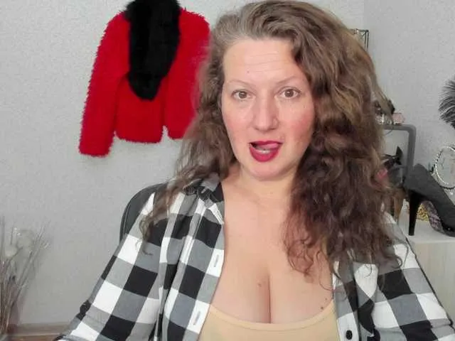 Live sex webcam photo for arialust #291613569