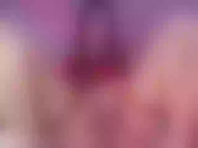 Live sex webcam photo for ariana111 #290969490