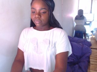 Live sex webcam photo for Ariana92 #119849974