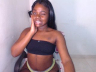 Live sex webcam photo for Ariana92 #120255808