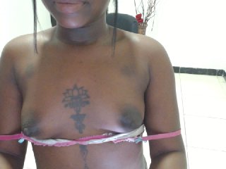 Live sex webcam photo for Ariana92 #123073145