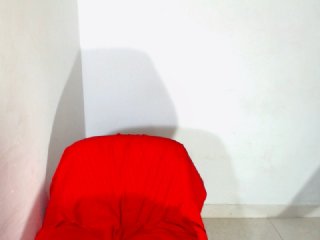 Live sex webcam photo for Ariana92 #124038104