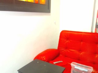 Live sex webcam photo for Ariana92 #125193592