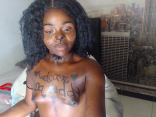 Live sex webcam photo for Ariana92 #125616329