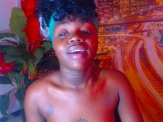 Live sex webcam photo for Ariana92 #141621278