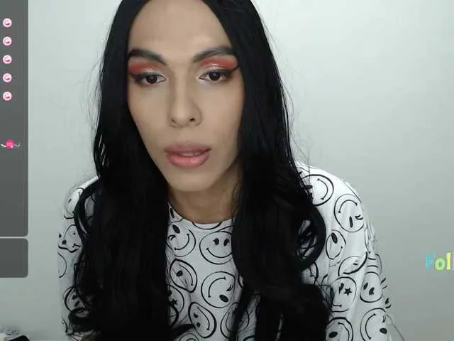 Live sex webcam photo for arianablue69 #275688760