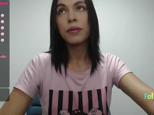 Live sex webcam photo for arianablue69 #275938685