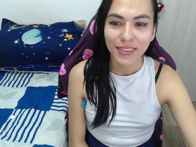 Live sex webcam photo for arianablue69 #278151767