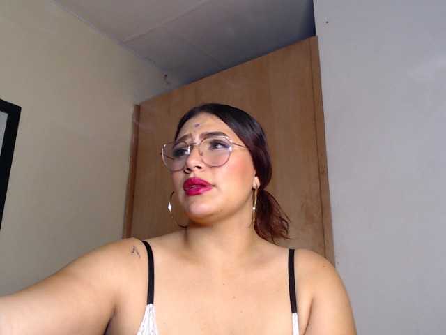 Live sex webcam photo for arianabluee #273919006