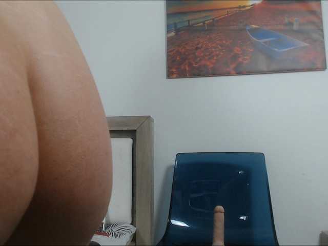 Live sex webcam photo for arianatattoos #288053996