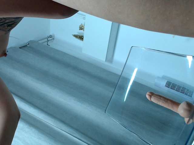 Live sex webcam photo for arianatattoos #288054115