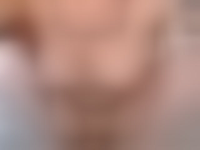 Live sex webcam photo for arianatattoos #294248485