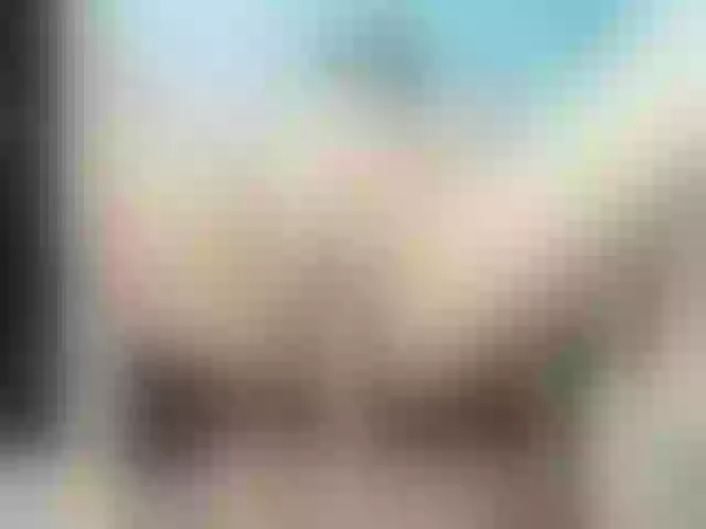 Live sex webcam photo for ariannafraga1 #272738201