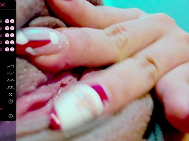 Live sex webcam photo for ariannafraga1 #276798285