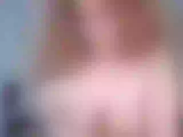 Live sex webcam photo for AriatnaLogan #276278159