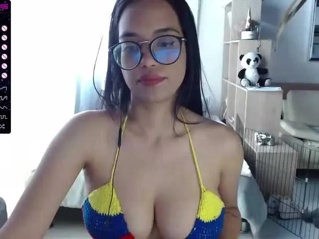 Live sex webcam photo for arieel- #275734932