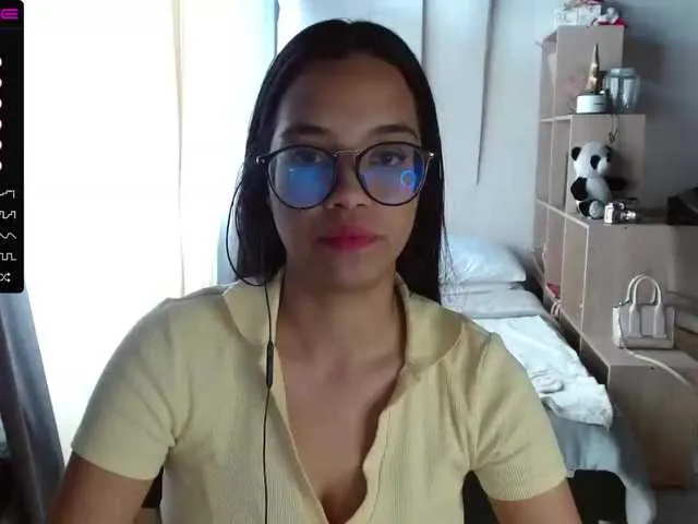 Live sex webcam photo for arieel- #276044615