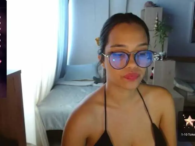 Live sex webcam photo for arieel- #276545190