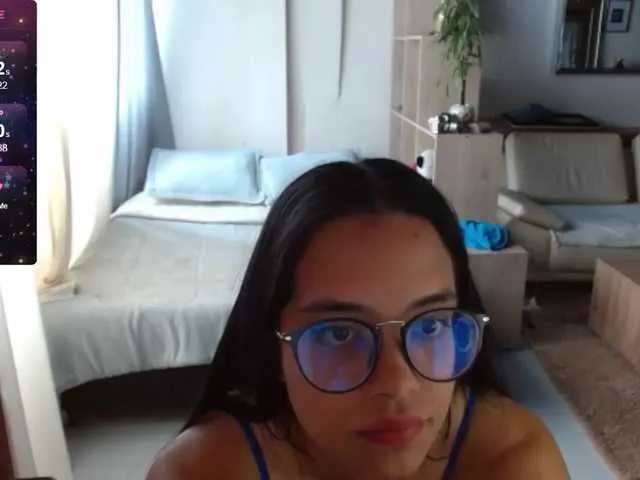 Live sex webcam photo for arieel- #276697217