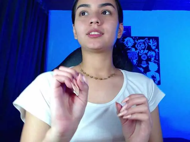 Live sex webcam photo for ariel-zoe #290449974