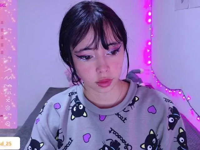 Live sex webcam photo for arieyaraa #277658840