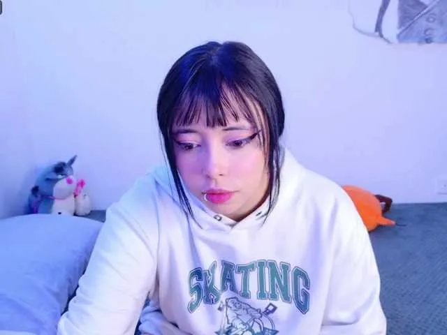 Live sex webcam photo for arieyaraa #282809618