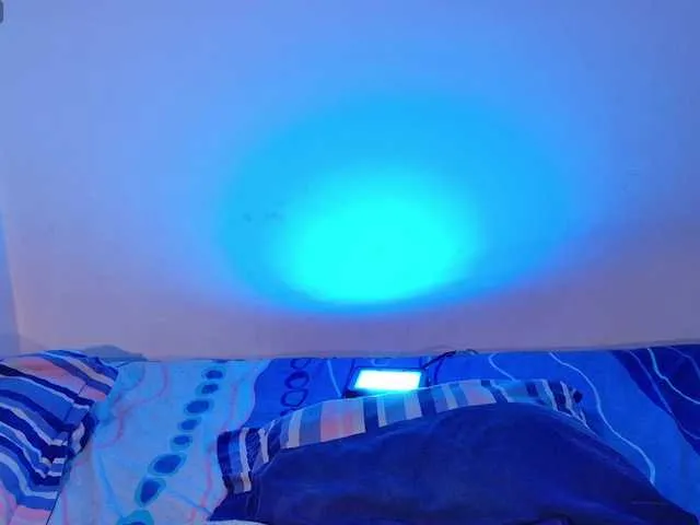 Live sex webcam photo for arieyaraa #291073530