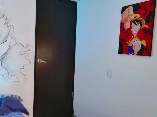 Live sex webcam photo for arieyaraa #291342407