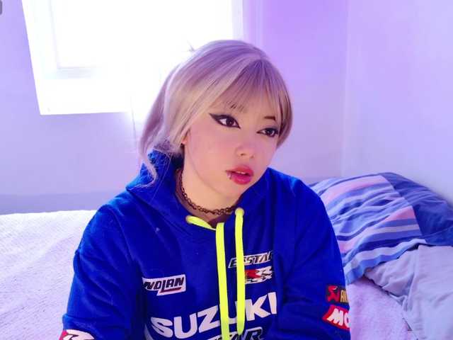 Live sex webcam photo for arieyaraa #291848144