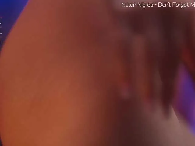 Live sex webcam photo for arimass #291557595