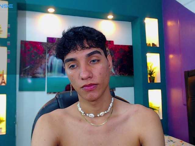 Live sex webcam photo for aroon-cox #276164805