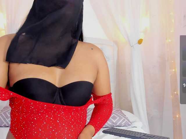 Live sex webcam photo for arya-majhi #289319920