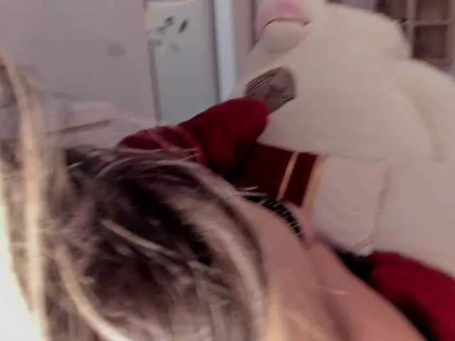 Live sex webcam photo for aryahunt #292196960