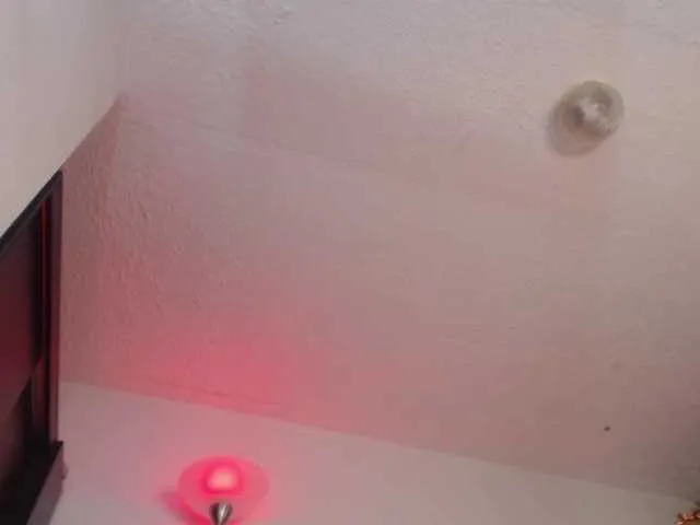 Live sex webcam photo for aryalee #272976661