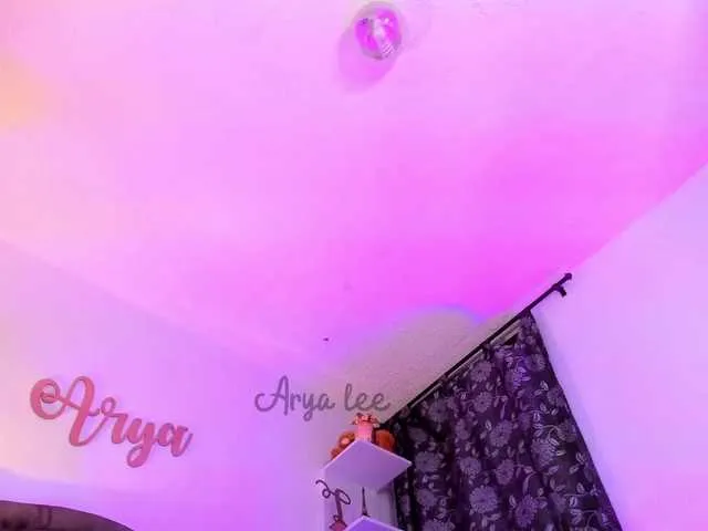 Live sex webcam photo for aryalee #275529177
