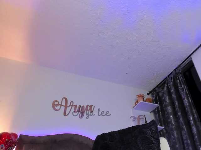 Live sex webcam photo for aryalee #276813114