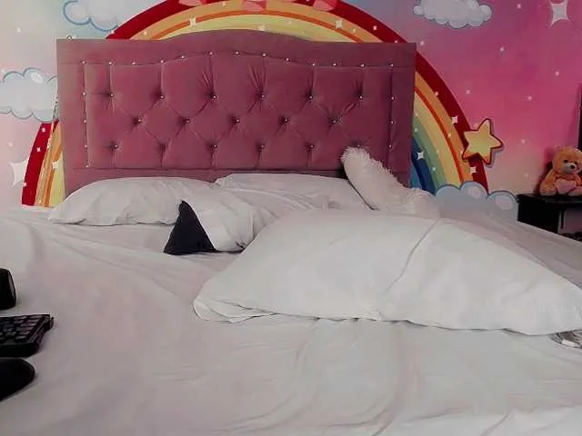 Live sex webcam photo for asashi-18 #274585376