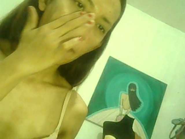Live sex webcam photo for ashantydyosa #290927621