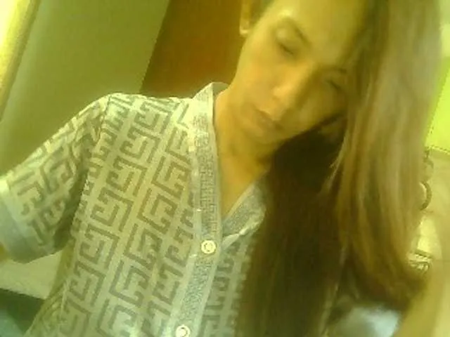 Live sex webcam photo for ashantydyosa #291403550