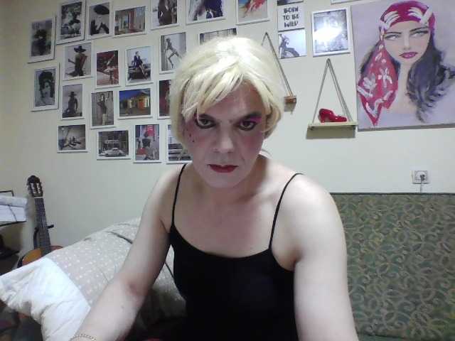 Live sex webcam photo for ashleey34 #291267801