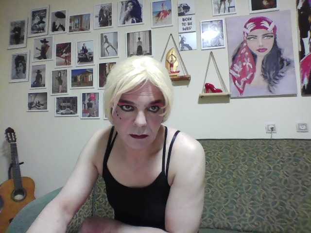 Live sex webcam photo for ashleey34 #291273320