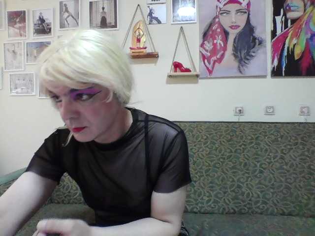 Live sex webcam photo for ashleey34 #291417335