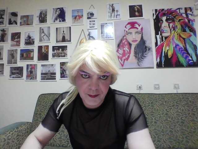 Live sex webcam photo for ashleey34 #291454155