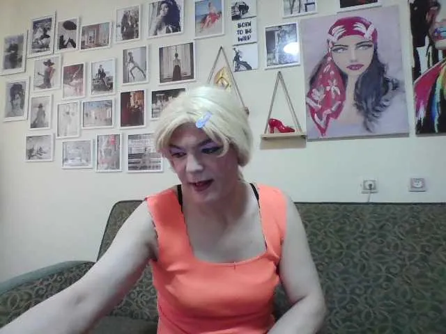 Live sex webcam photo for ashleey34 #291628579