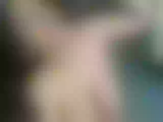 Live sex webcam photo for ashley-01 #276751878