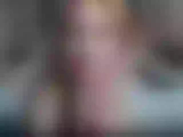 Live sex webcam photo for ashley-baker19 #290491219