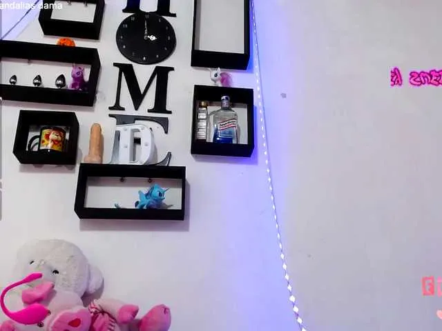 Live sex webcam photo for ashleysweet1 #273740690