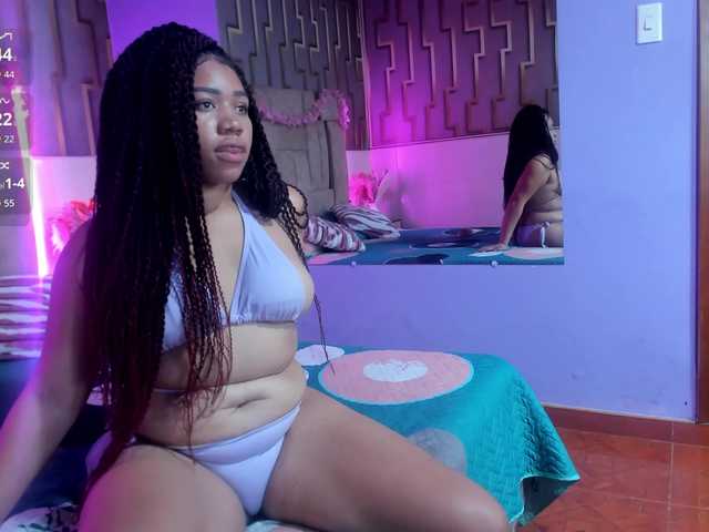 Live sex webcam photo for ashly-ruiz #293572941