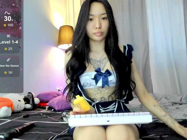 Live sex webcam photo for asianbabygirl #277838790